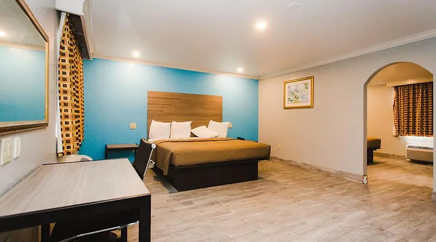 Executive Inn Bacliff-1