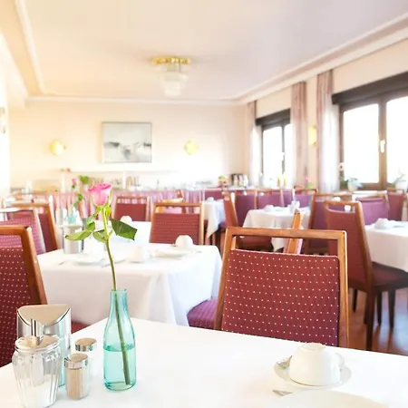 Hotel Huss Limburg-2