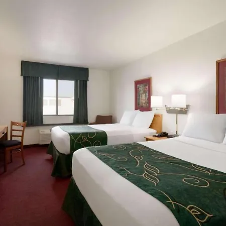 Travelodge By Wyndham Hermiston-3