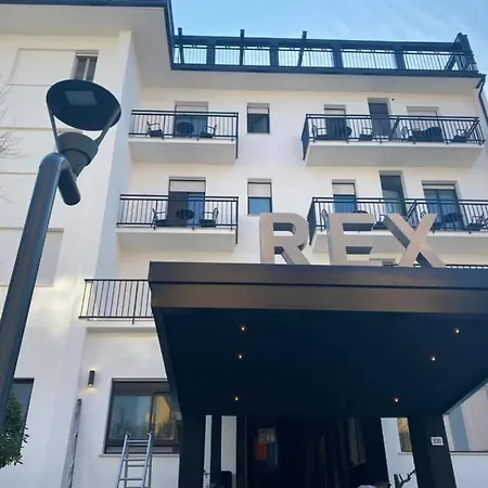 Hotel Rex-2