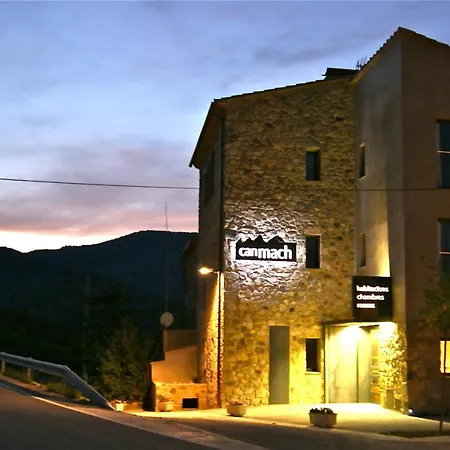 Restaurante y Alojamiento Can Mach-2
