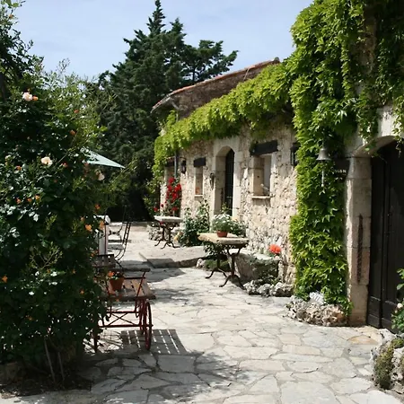 Hotel-Restaurant Le Moulin De La Camandoule-3