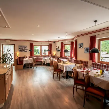Hotel Cornelia-2