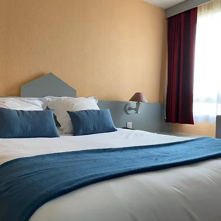 Brit Hotel Essentiel Moulins Avermes-3