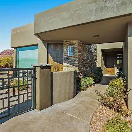 Entrada Casita With A View-2