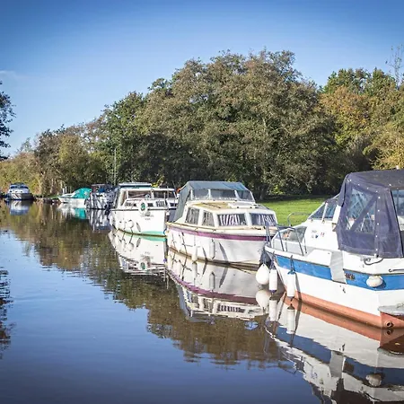 Sutton Staithe Hotel-3