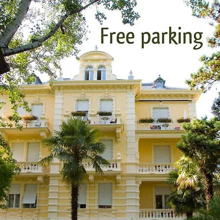 Hotel Villa Westend-3