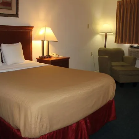 Interstate Motel-2