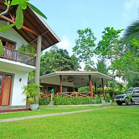 Villa Peacock-3
