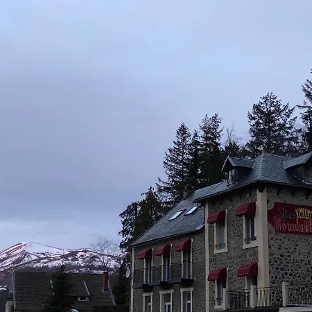 La bonne hôtesse-2