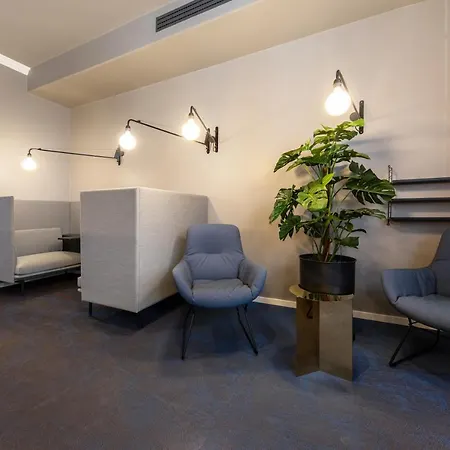 B-Hotel-2