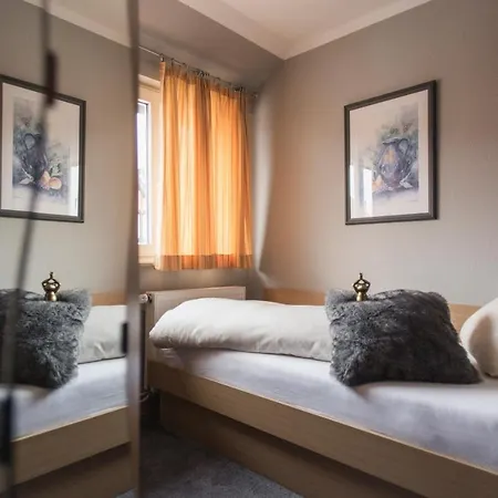 Land-gut-Hotel Meyer-Pilz-3