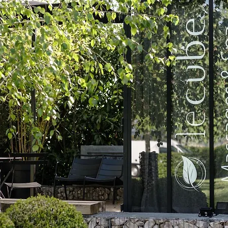 LE DOMAINE DES PRES VERTS Nature&Spa-3