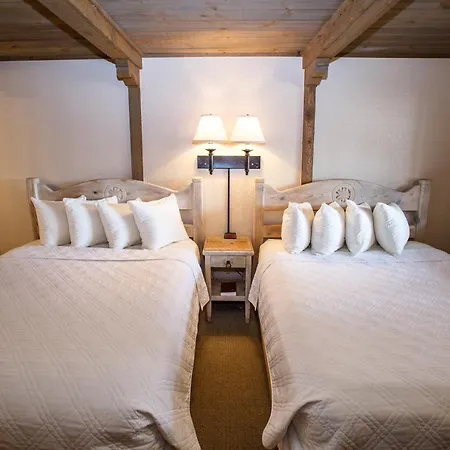 Chama Trails Motel-3
