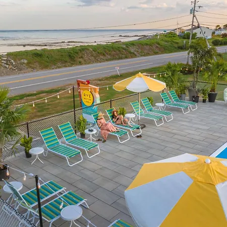 Rye Motor Inn - Oceanfront, Walk To Beach (Adults Only)-3
