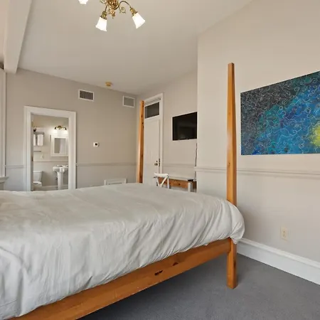 The Audubon Inn Llc-3