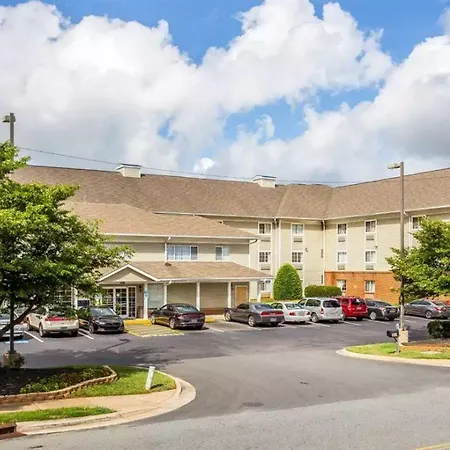 Suburban Studios Near University Of North Carolina-Charlotte-2