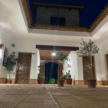 Apartamentos Turísticos - Hostal Los Alisos-2