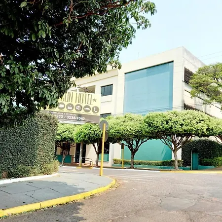Falcon Hotel-2