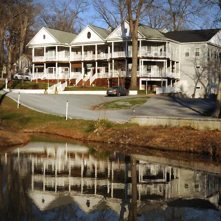 Acorn Hill Lodge And Spa-2