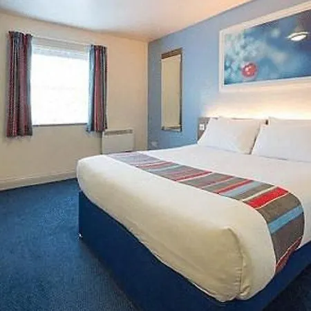 Travelodge Bodmin Roche-2