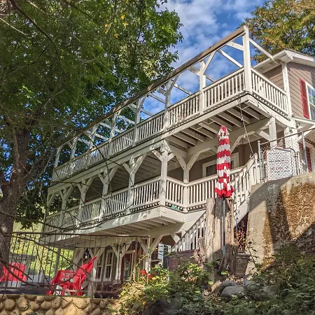 Carriage House Inn-2