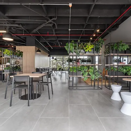 Apartamentos Go Living & Suites By Housy-2