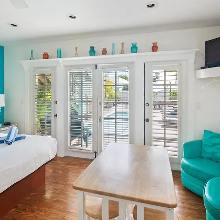 Wicker Guesthouse-3