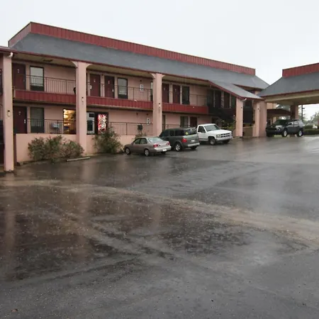 Executive Inn Kershaw-3