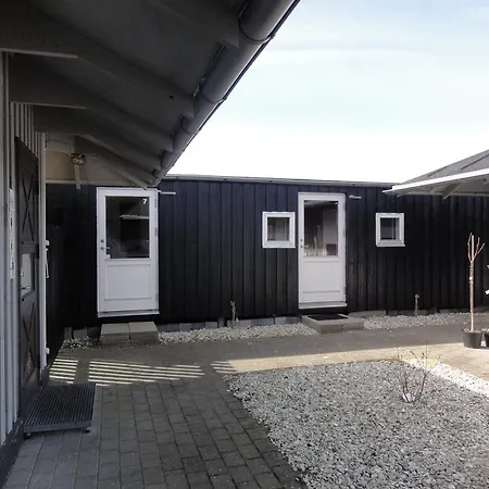 Tornby Strand Camping Rooms-2