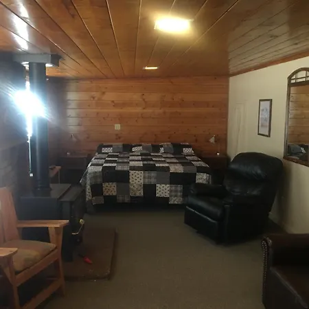 Rainbows End Fishing Resort-2