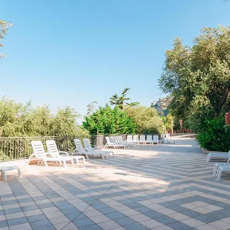 Bleu Village-2
