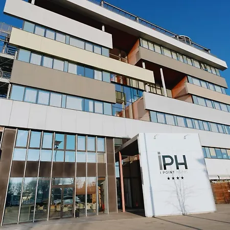 New Ipoint Hotel-3