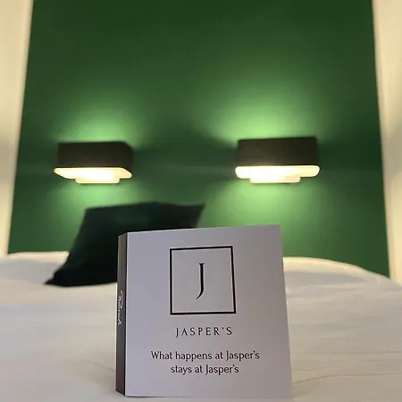 Jaspers Boutique Rooms-2