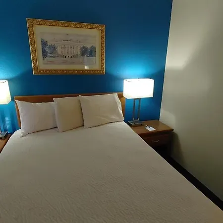 Days Inn By Wyndham Pocatello University Area-2