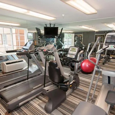 Sonesta Simply Suites Garden Grove Anaheim-3
