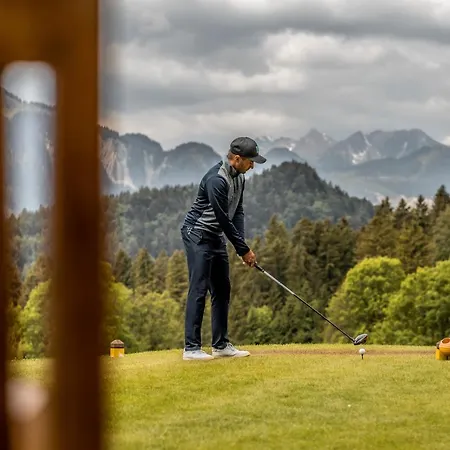 TRAUBE BRAZ Alpen Spa Golf Hotel-3
