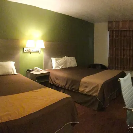 Rodeway Inn Moriarty-3