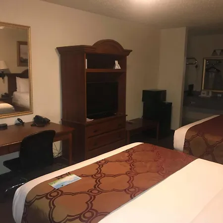 Days Inn By Wyndham Abilene-3