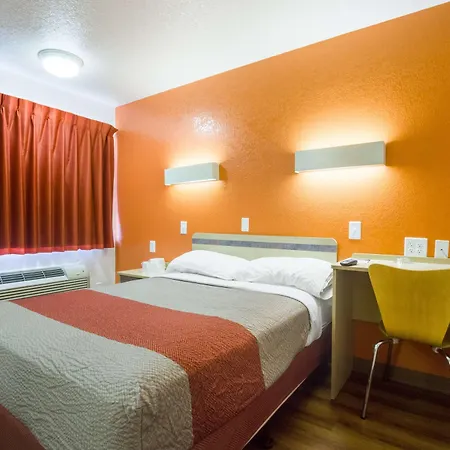 Park Inn By Radisson, Lakewood-3