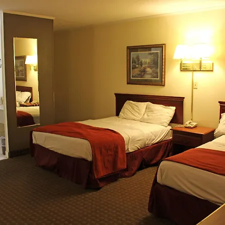 Lake View Inn & Suites-3