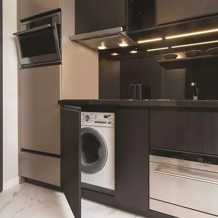 Adina Apartment Hotel Frankfurt Westend-3