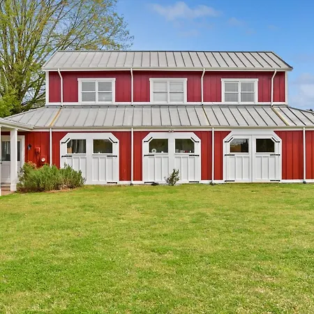 The Farmhouse Inn-3