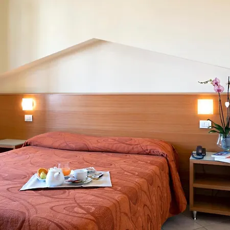 Hotel Mirage-3