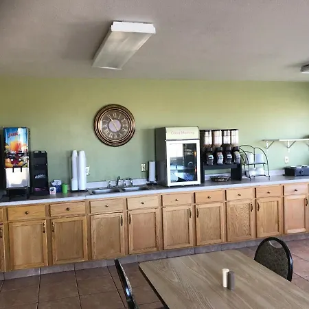 Americas Best Value Inn Kadoka-2