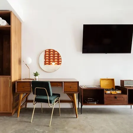 Rise Uptown-3