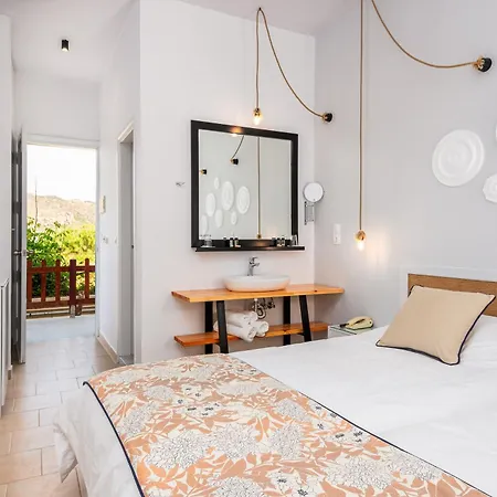 Mrs Chryssana Beach Hotel By Ghh (Adults Only)-2
