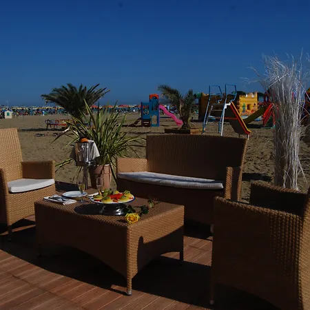 Hotel Imperial Beach - Dada Hotels-3