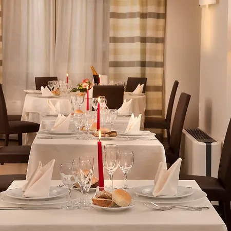 Cardinal Hotel St. Peter-3