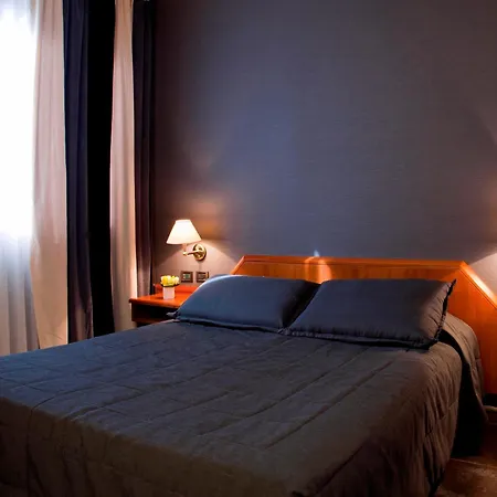 Hotel Zone-2